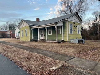 424 N Cypress St, Florence, AL 35630