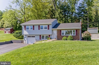 7 Maplewood Rd, Milford, NJ 08848