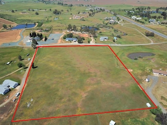 8954 Daguerra Point Dr, Marysville, CA 95901