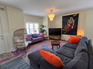 41 Sycamore St, Somerville, MA 02143