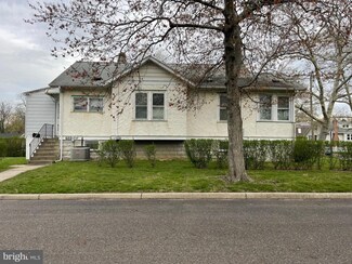 602 N Garfield Ave, Moorestown, NJ 08057
