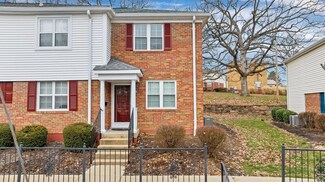 9175 N Swan Cir, Saint Louis, MO 63144