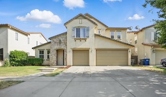 1216 Avignon Dr, Merced, CA 95348