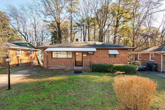 2505 Anacosta St, Durham, NC 27707