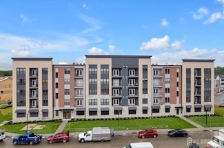 1 Dr, West Windsor, NJ 08550