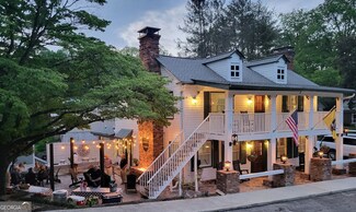168 W West Main St, Dahlonega, GA 30533