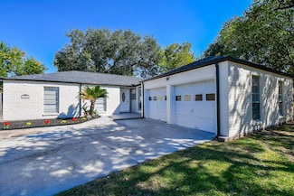 2203 Holly Knoll St, Houston, TX 77077