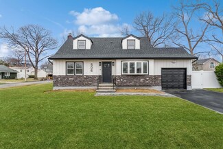 506 Hopatcong Ave, West Hempstead, NY 11552