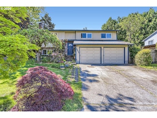 6044 SE Alder Hill Loop, Milwaukie, OR 97267