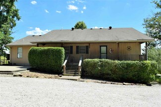 4044 Ebenezer Rd, Tennyson, IN 47637