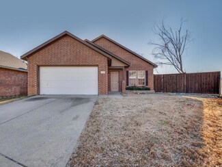 3206 Buckskin Dr, Dallas, TX 75241
