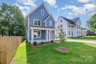 110 Walters St, Huntersville, NC 28078