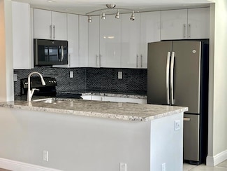 150 Burgundy D Unit D, Delray Beach, FL 33484