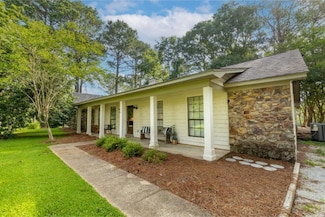 4561 S Montgomery St, Starkville, MS 39759