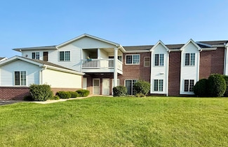 2775 11th Place Unit 803, Kenosha, WI 53140