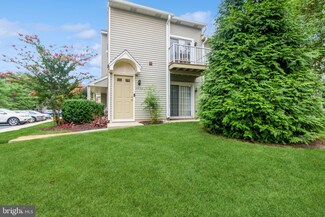 1102B Ralston Dr, Mount Laurel, NJ 08054