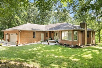 1260 Granada Rd NW Unit 3, Dellroy, OH 44620