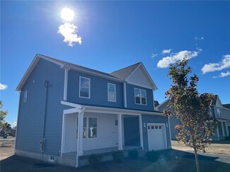 185 Harmony Ct, Warwick, RI 02889