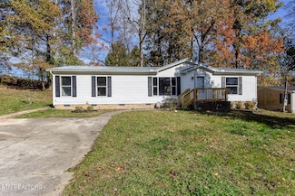 142 Tori Kait Ln, Powell, TN 37849