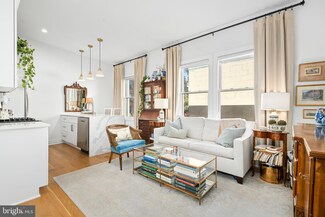 317 3rd St SE Unit 33, Washington, DC 20003