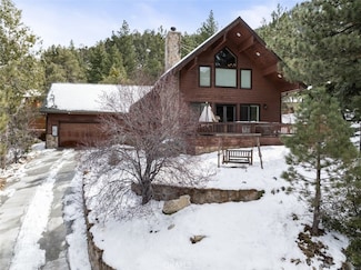 1420 Woodland Dr, Pine Mountain Club, CA 93225
