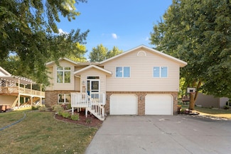 400 6th St NE, New Prague, MN 56071