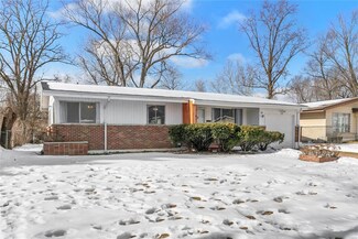 10141 Pannell Dr, Saint Louis, MO 63136