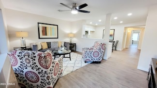 2064 S Farnsworth Dr Unit 18, Mesa, AZ 85209