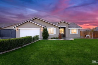 7201 Laredo Dr, Bakersfield, CA 93311