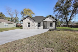 750 Shell St, Beaumont, TX 77705