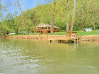 4874 Bryson Ln, Draper, VA 24324