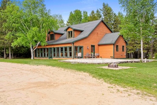 4721 Lake of the Woods Rd, Sturgeon Bay, WI 54235