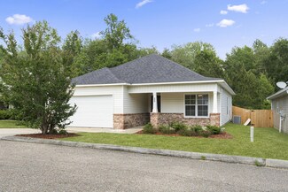 35 Clear Springs Ct, Hattiesburg, MS 39402