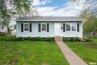 1022 W 13th St, Davenport, IA 52804