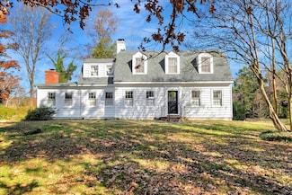 1012 Mountain Rd, Halifax, VA 24558