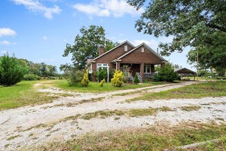 711 Burgess Rd, Silverstreet, SC 29145