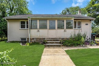 1324 6th Ave, Toms River, NJ 08757