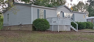 916 Hilltop Ct, Clarksville, TN 37042