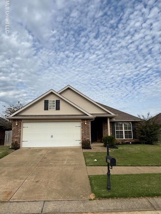 3250 W Hartland Dr, Southaven, MS 38672