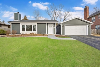 5711 S Monroe St, Hinsdale, IL 60521