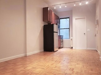 409 W 52nd St Unit 3-W, New York, NY 10019