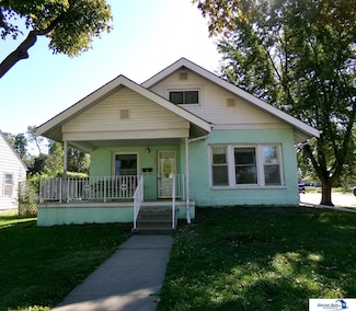 699 W Court St, Beatrice, NE 68310