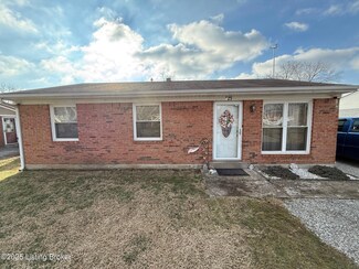 525 E Blue Jay Rd, Louisville, KY 40229
