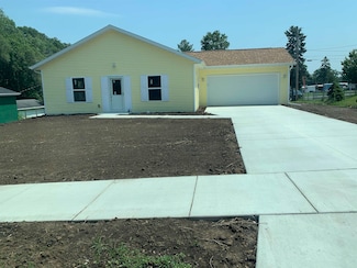 331 S Crosby Ave, Janesville, WI 53548