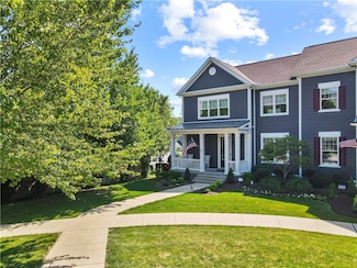 1 Riverfront St, Oakmont, PA 15139