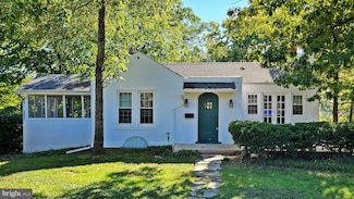 2619 S Joyce St, Arlington, VA 22202