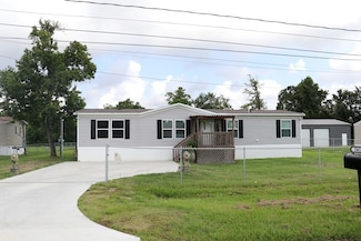 5419 Carriage Trails Dr, Mont Belvieu, TX 77523