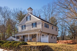 3 Dewhirst St, Groveland, MA 01834