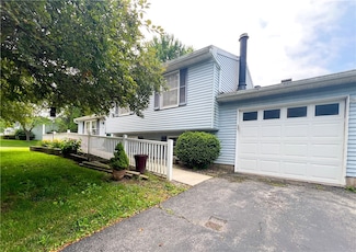 188 Overland Trail, West Henrietta, NY 14586