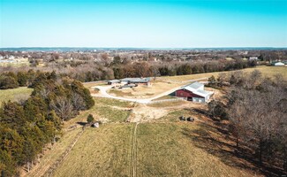 721 Stone Gate Dr, Washington, MO 63090